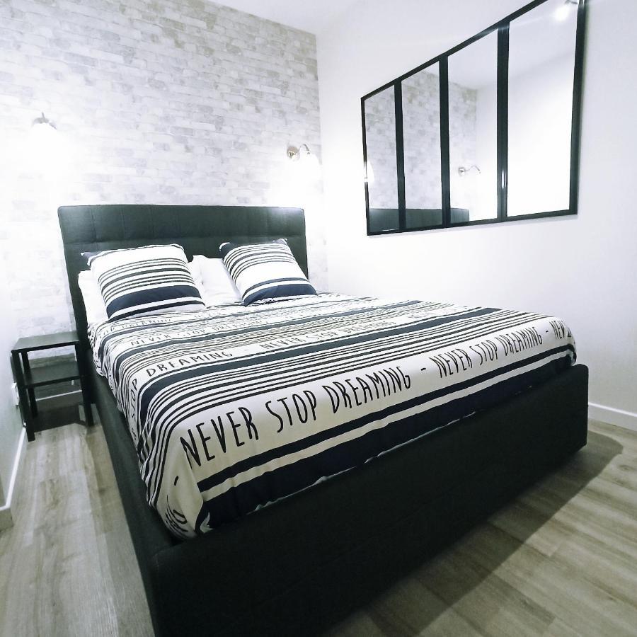 Detente & Jardin By Beds4Wanderlust - Charmant T2 Avec Jardin - Gare Plaisir-Grignon, Versailles 20Km Esterno foto
